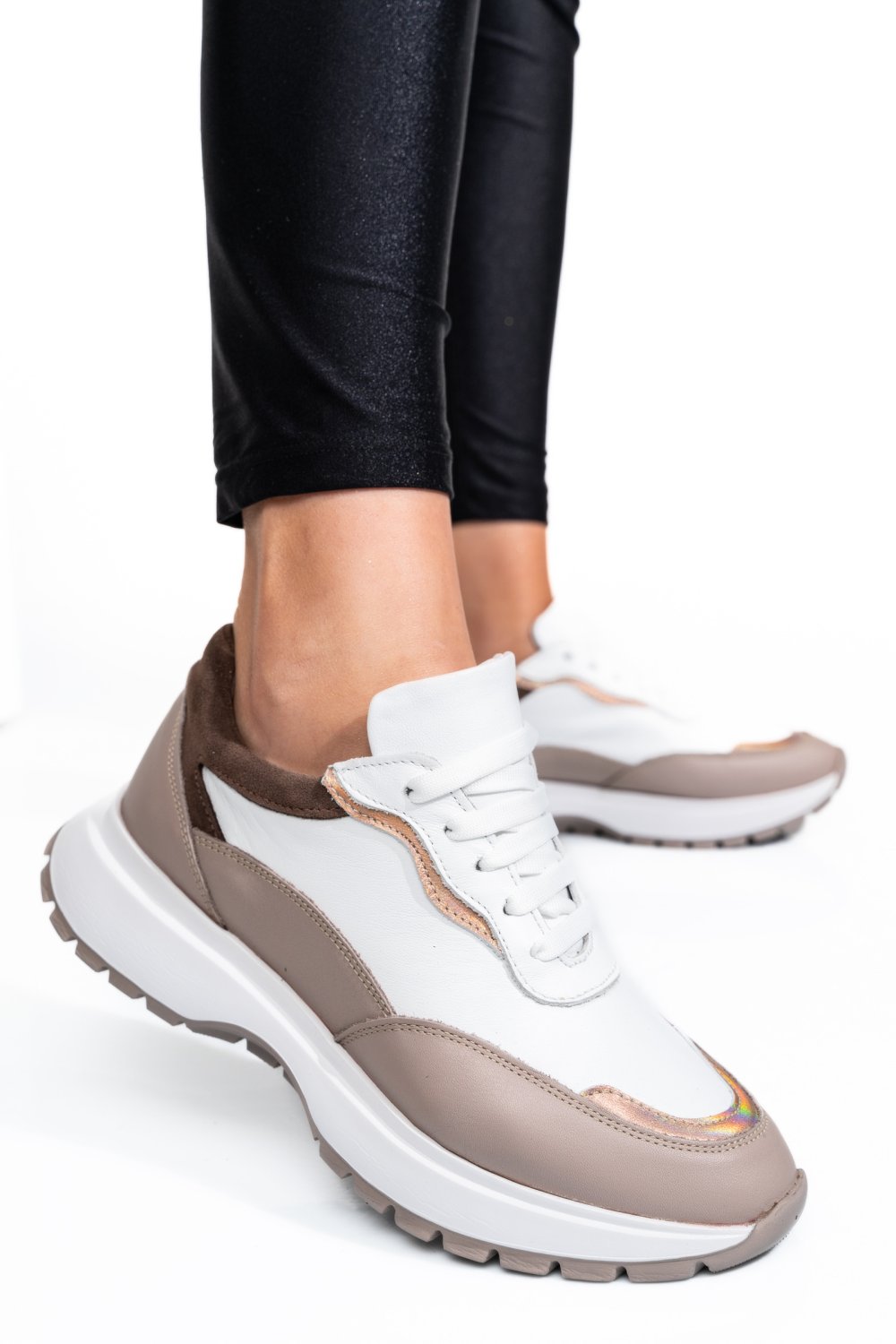 Bézs természetes bőr sport cipők 2s7h41-614np