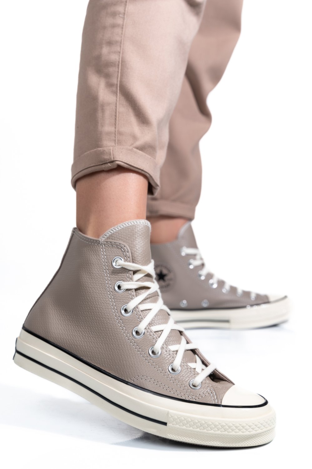 Converse bézs természetes bőr sportcipők as7h04579c