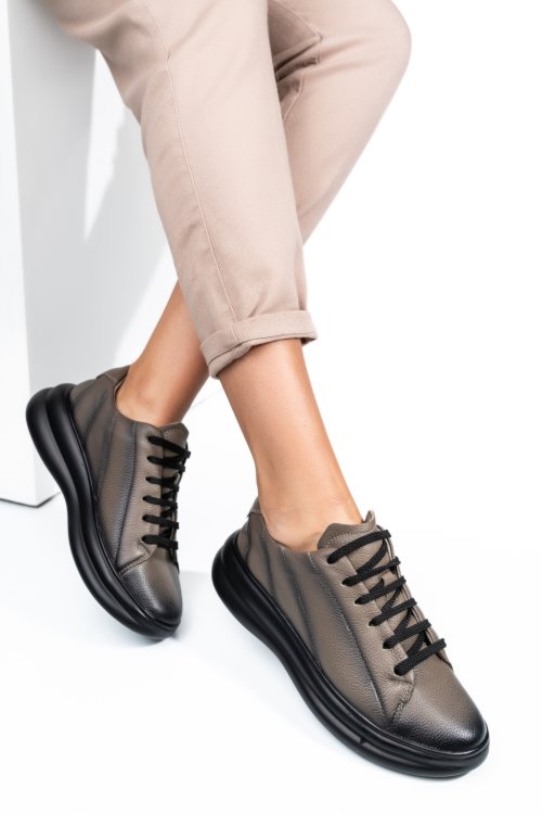 Szürke természetes bőr sport cipők 4s7h37