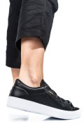 Adidas fekete sportcipők hs7h05181