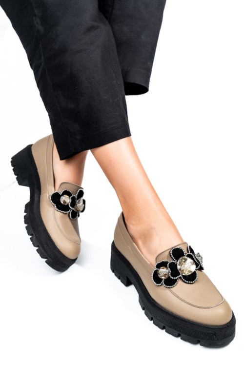 Barna természetes bőr  2s7h23