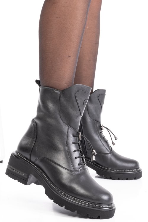 Fekete bakancs 9s7h60