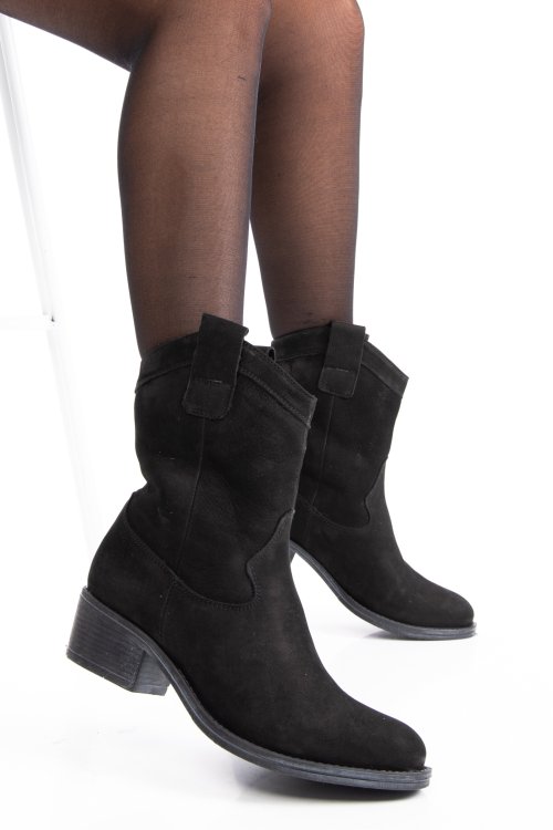 Fekete fordított bőr bakancs 2s7h02841nbk