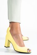 Sárga természetes bőr magassarkú cipők 1s7h725