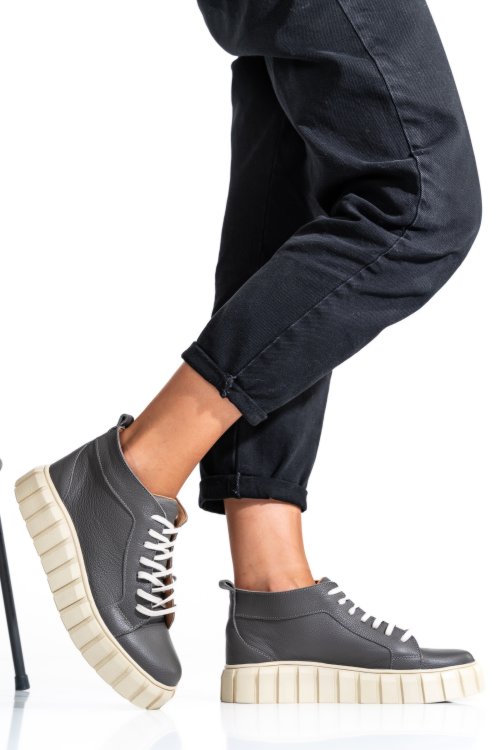 Szürke természetes bőr bakancs 3s7h300