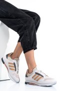 Adidas fehér sportcipők gs7hx3818