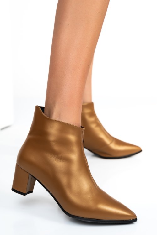 Barna természetes bőr bokacsizma 7s7h23