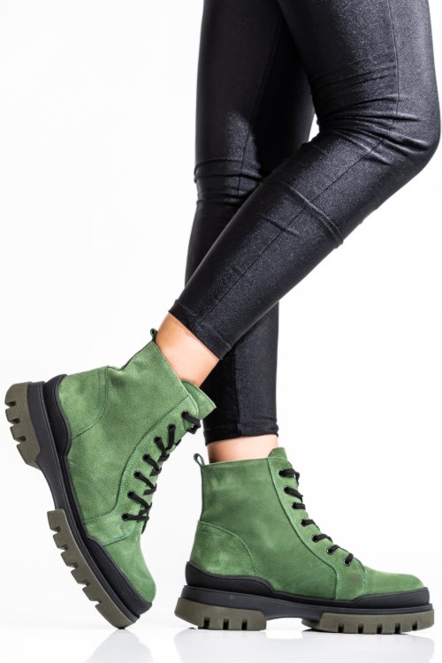 Zöld fordított bőr bakancs 2s7h22836sp