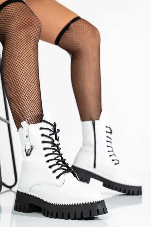 Fehér természetes bőr bakancs 2s7h22830np