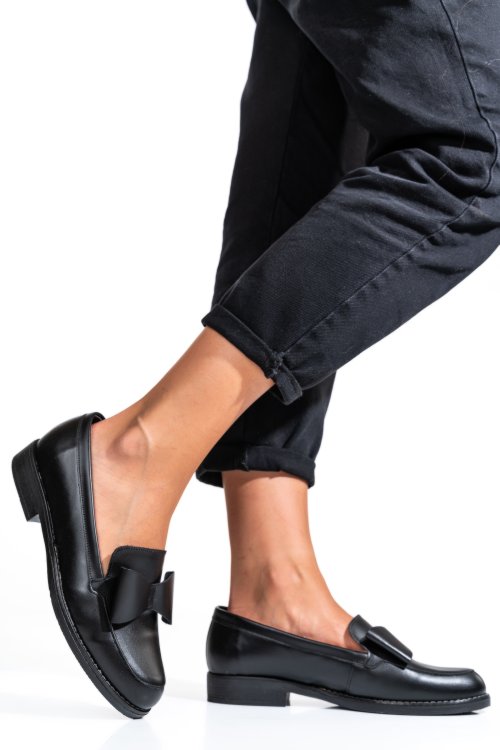 Fekete természetes bőr  2s7h110