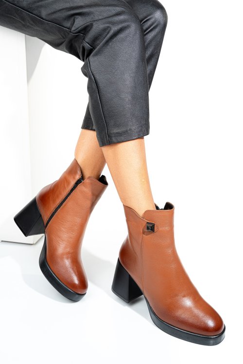 Barna természetes bőr bokacsizma 2s7h42828np