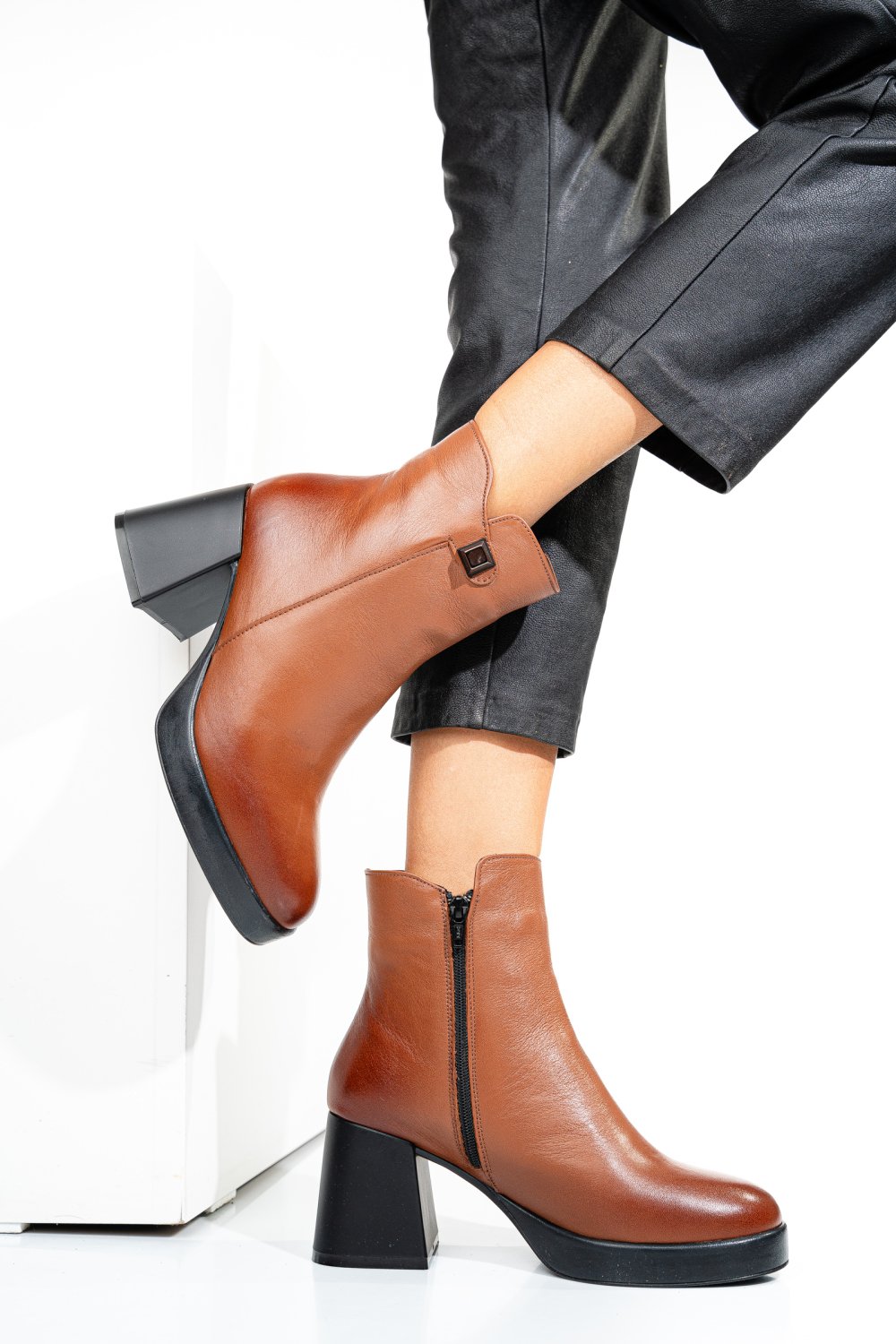 Barna természetes bőr bokacsizma 2s7h42828np