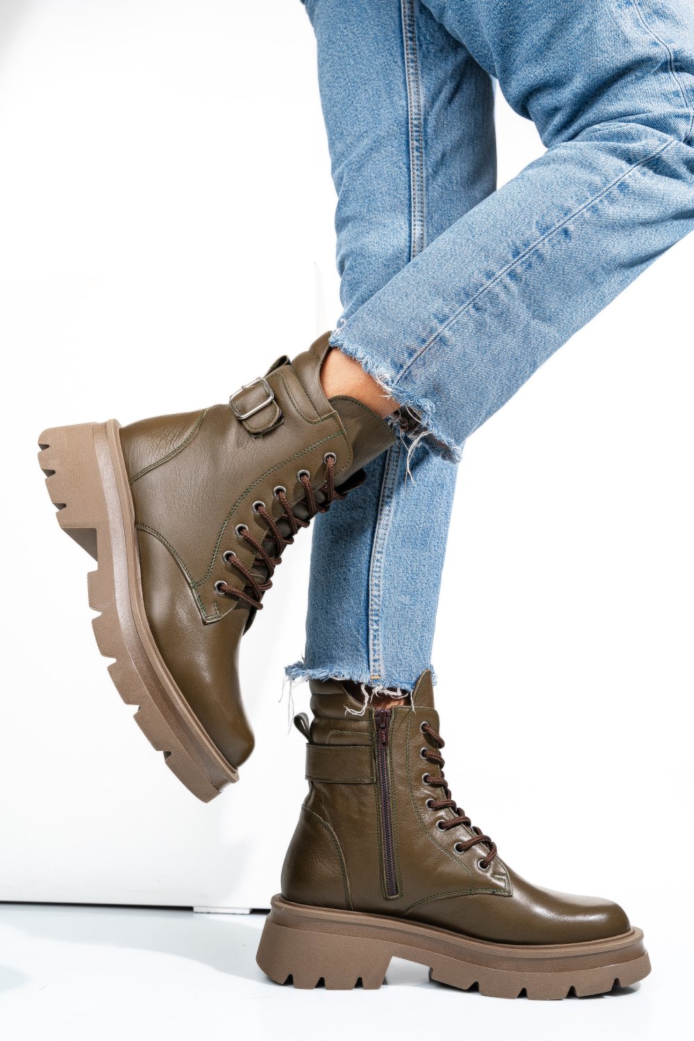 Khaki természetes bőr bakancs 2s7h42821np