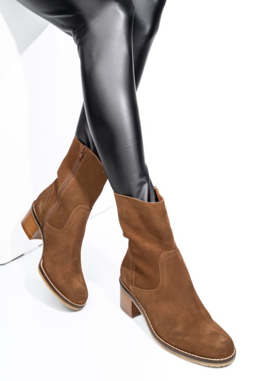 Barna fordított bőr bakancs ts7hamara