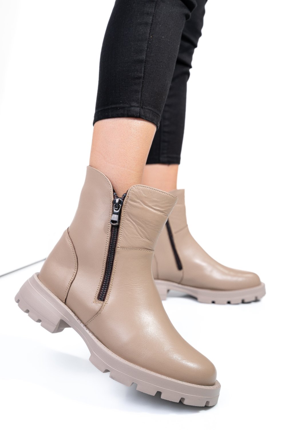 Bézs természetes bőr bakancs 2s7h42841np