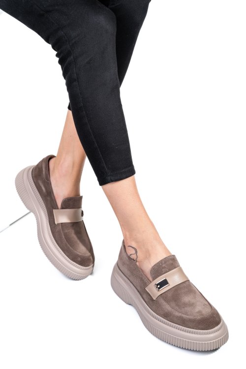 Bézs fordított bőr  2s7h51619sp