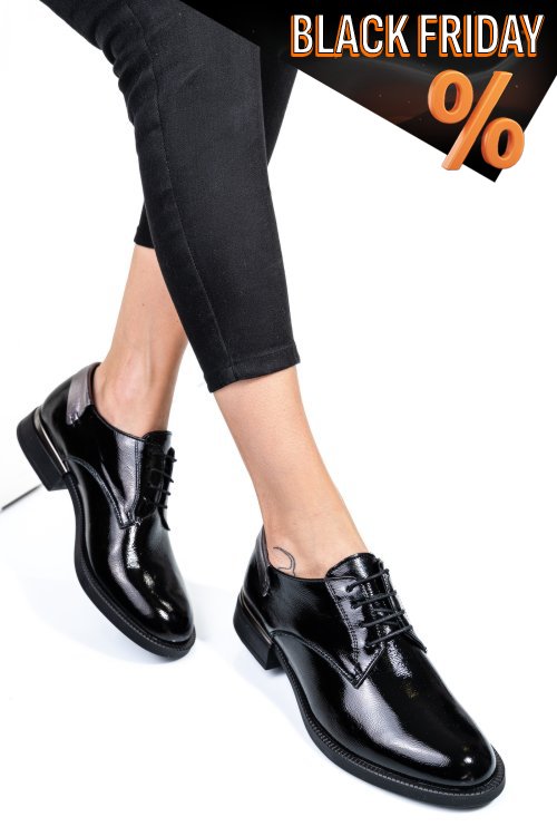 Fekete természetes lakkozott bőr  2s7h51624npk