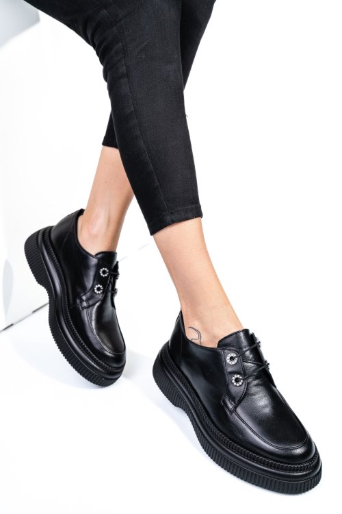 Fekete természetes bőr  2s7h51617np