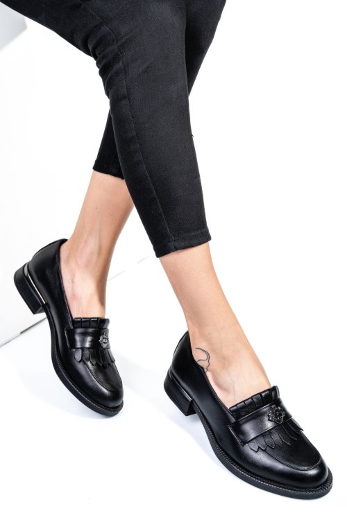 Fekete természetes bőr  2s7h51628np