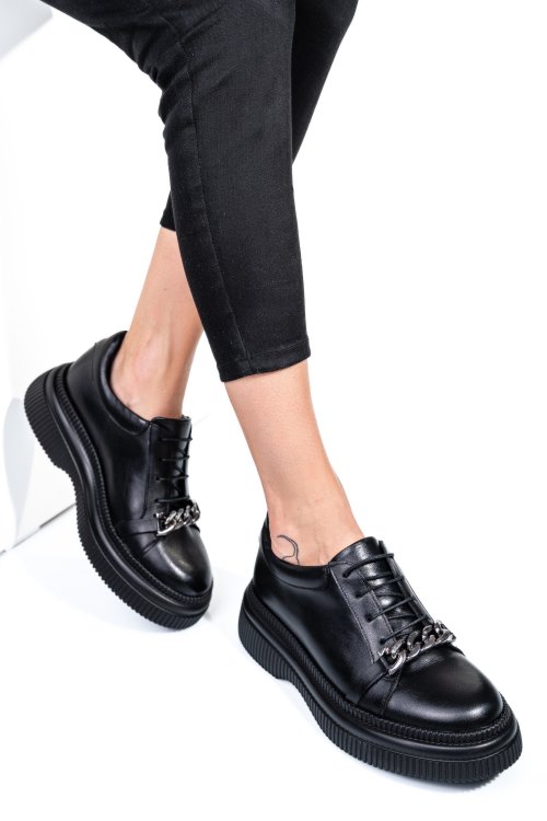 Fekete természetes bőr  2s7h51620np