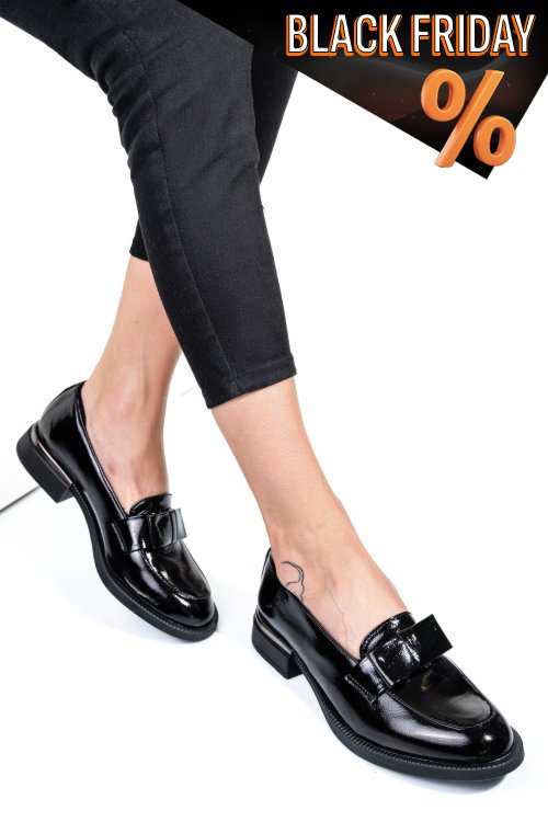 Fekete természetes lakkozott bőr  2s7h51627npk