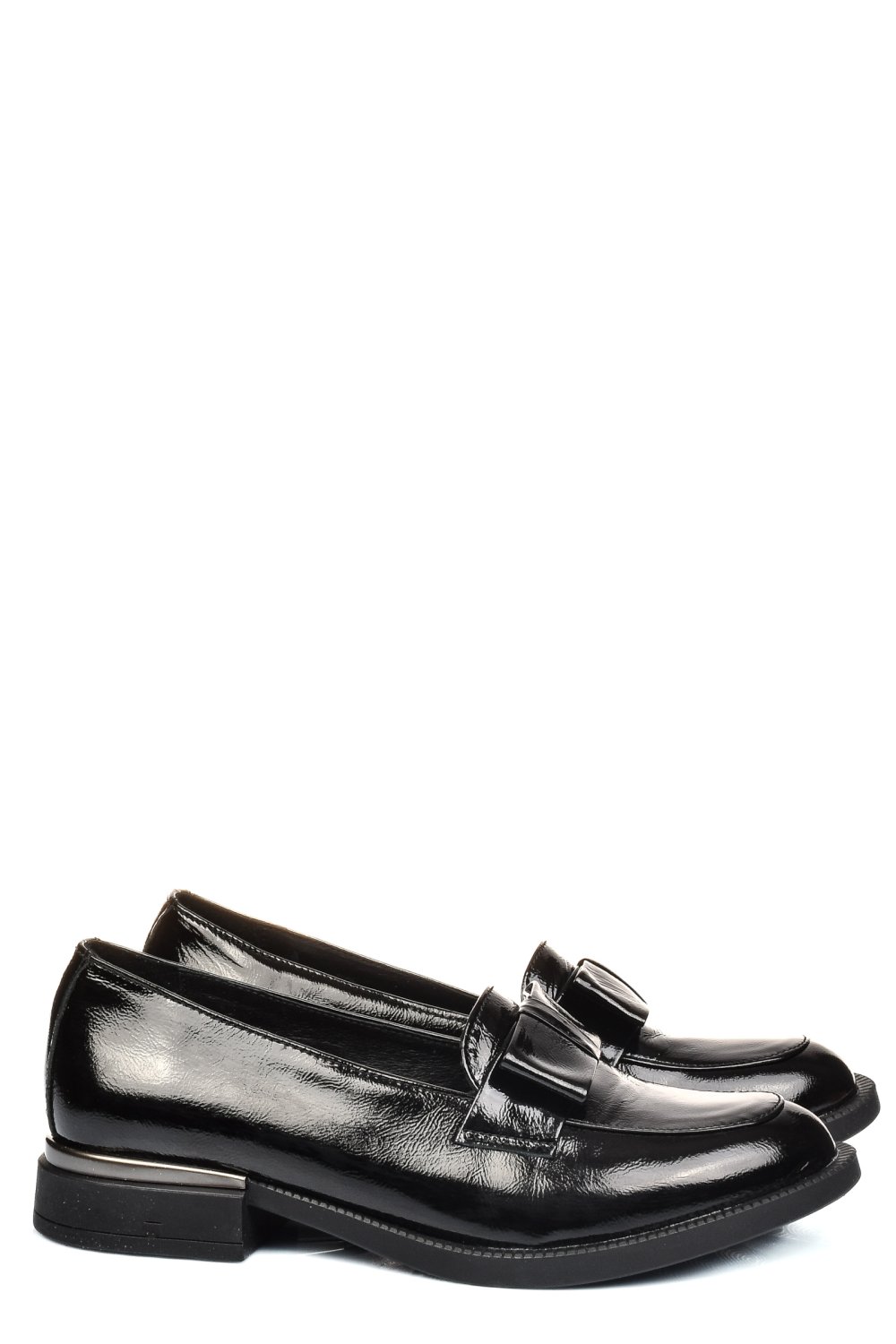 Fekete természetes lakkozott bőr  2s7h51627npk