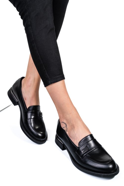 Fekete természetes bőr  2s7h51626np