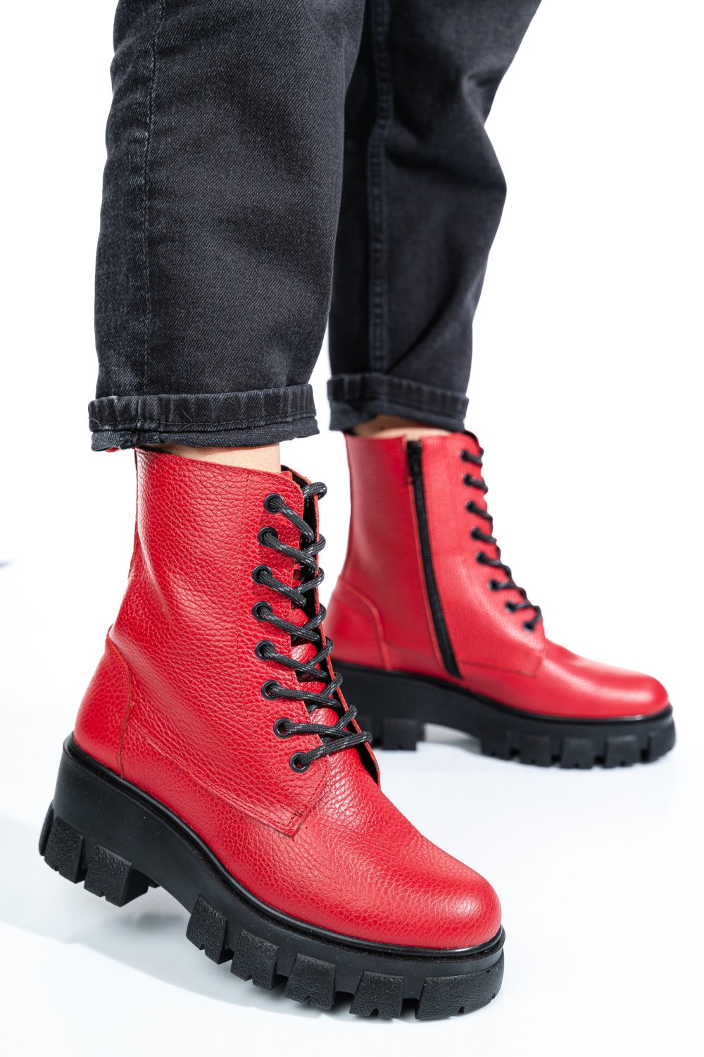 Piros természetes bőr bakancs 1s7h55