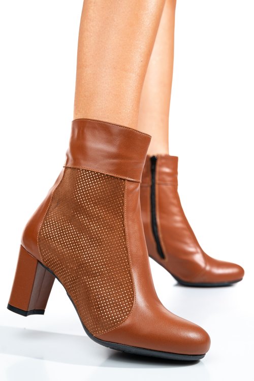 Barna természetes bőr bokacsizma 7s7h73