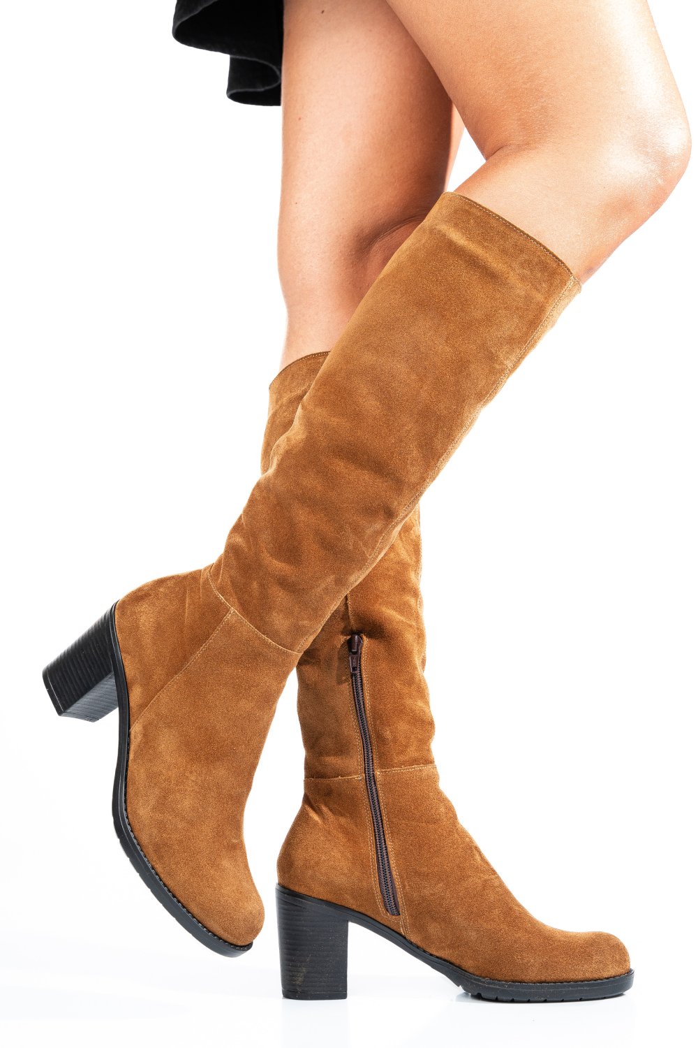 Barna fordított bőr csizma 8s7h00