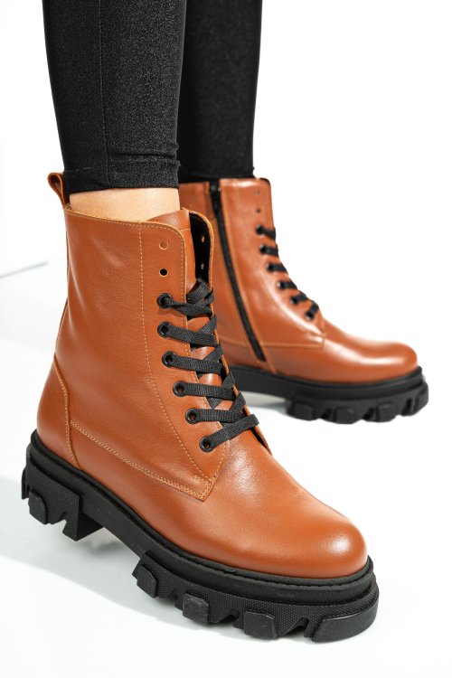 Barna természetes bőr bakancs 1s7h24