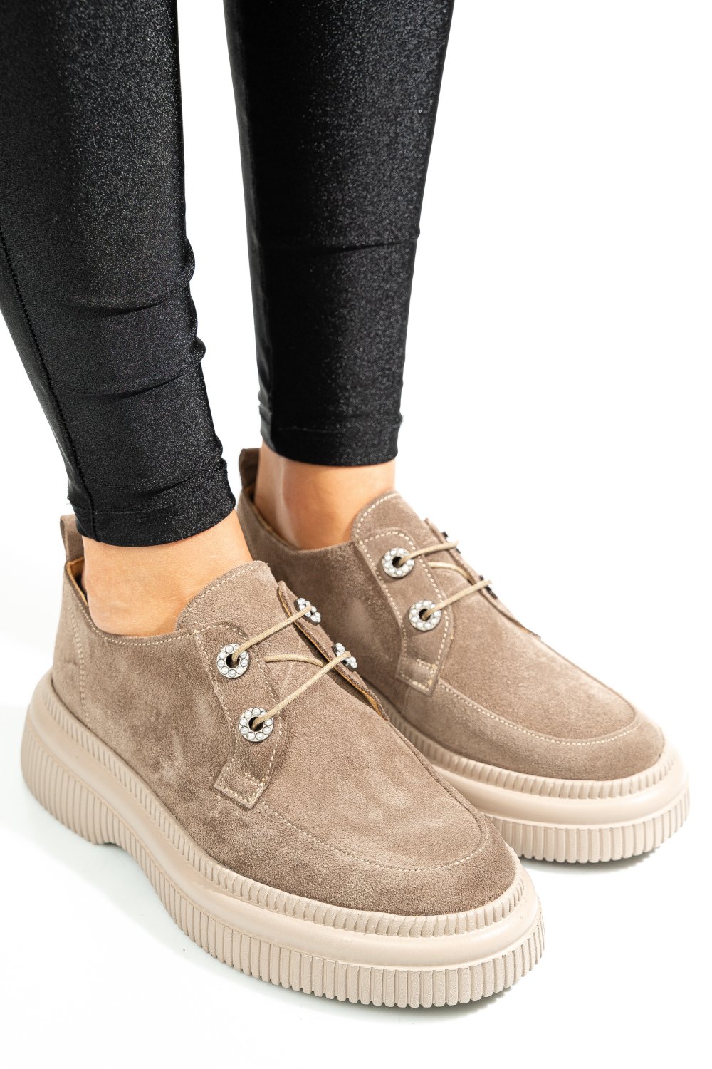 Bézs fordított bőr  2s7h51617sp