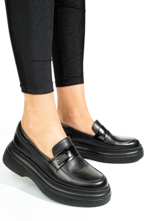 Fekete természetes bőr  2s7h51619np