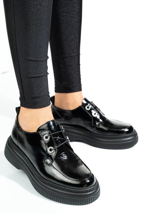 Fekete természetes lakkozott bőr  2s7h51617npk