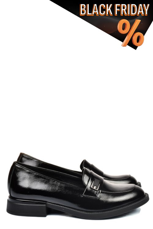 Fekete természetes lakkozott bőr  2s7h51626npk