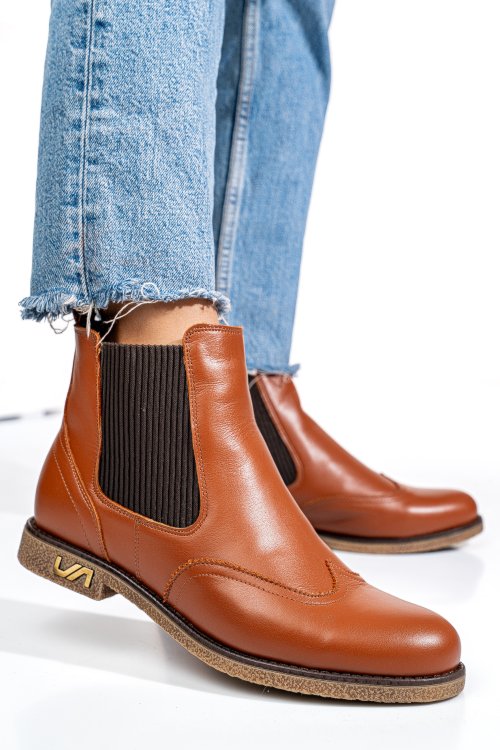 Barna természetes bőr bakancs 2s7h12