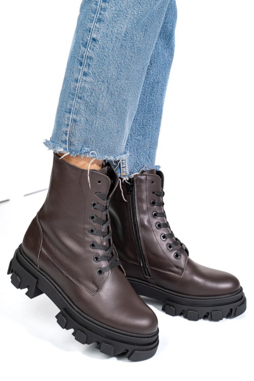 Barna természetes bőr bakancs 1s7h24