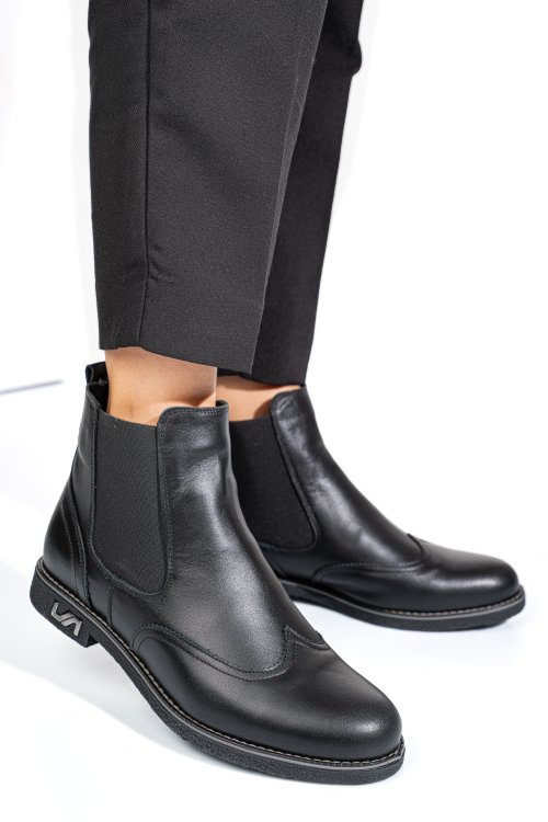 Fekete természetes bőr bakancs 2s7h12