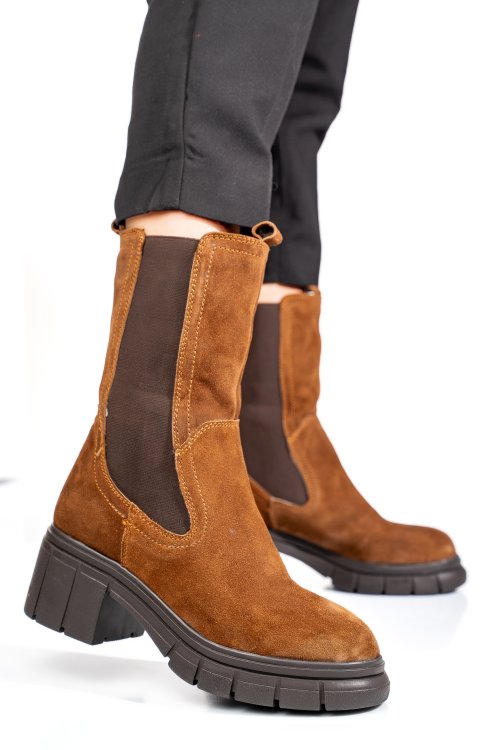 Barna fordított bőr bakancs 1s7h0603