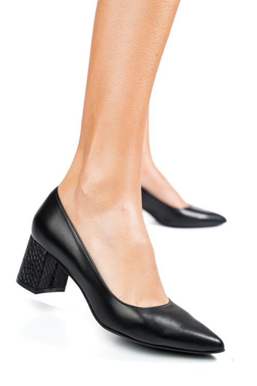 Fekete természetes bőr magassarkú cipők 3s7h583