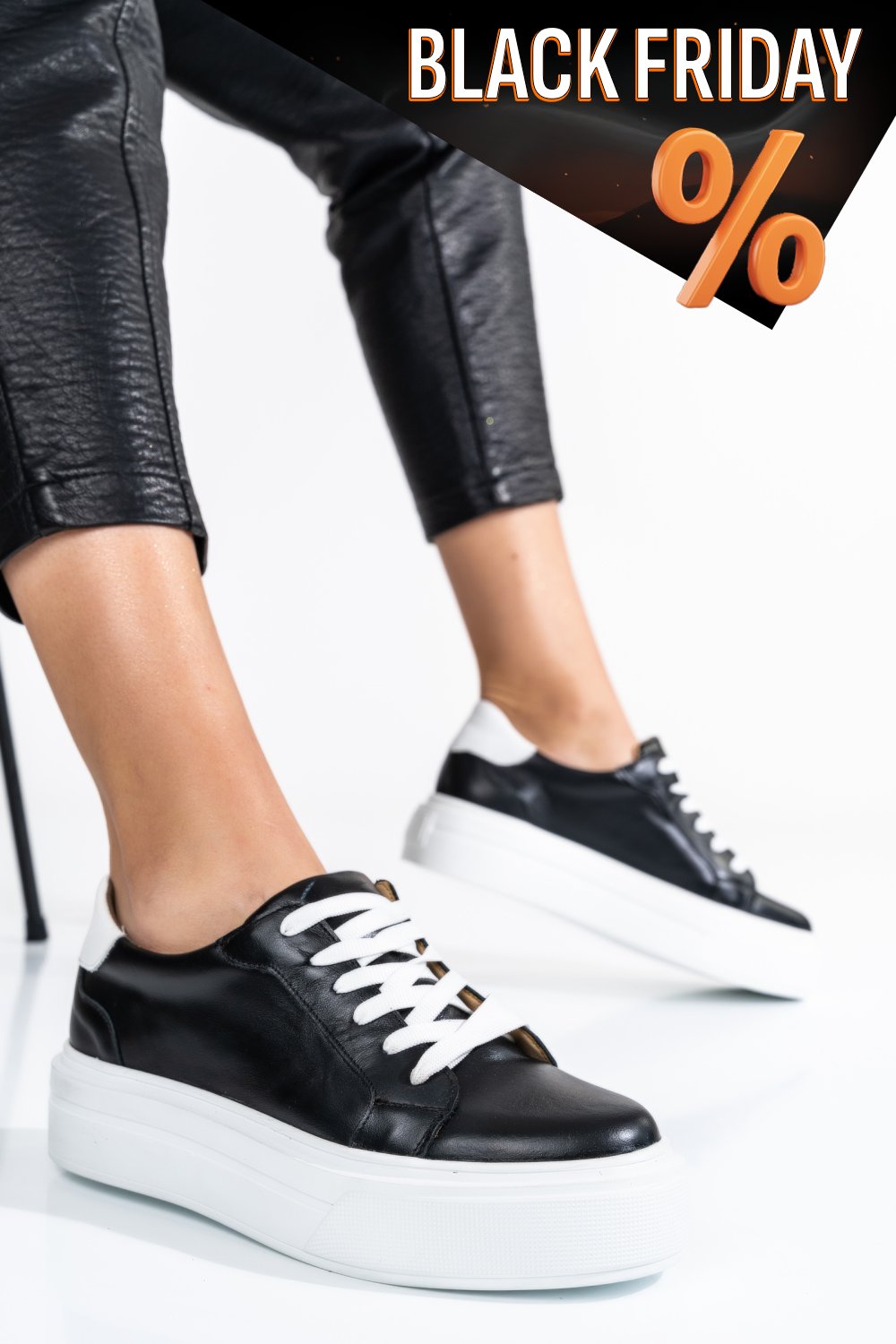 Fekete természetes bőr sport cipők 3s7h000