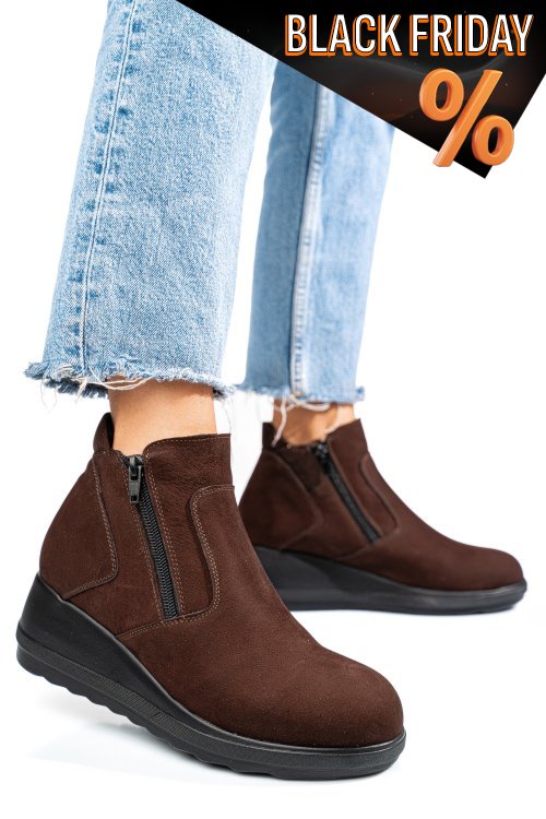 Barna fordított bőr bakancs 2s7h239mel