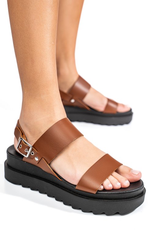 Barna természetes bőr szandál 2s7h310