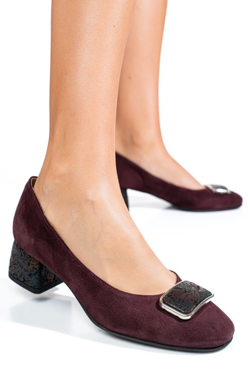 Bordó fordított bőr magassarkú cipők 5s7h544