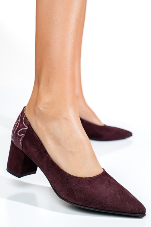 Bordó fordított bőr magassarkú cipők 5s7h602