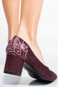 Bordó fordított bőr magassarkú cipők 5s7h602