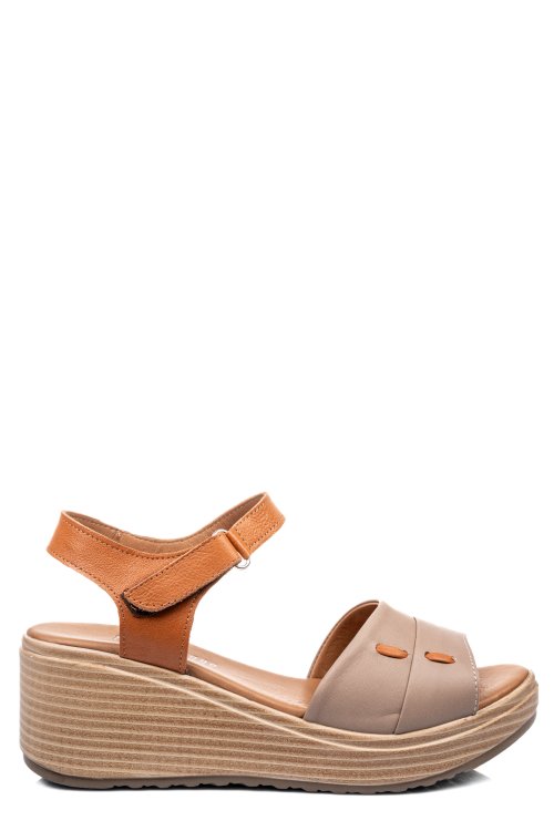 Bézs természetes bőr szandál 1s7h57