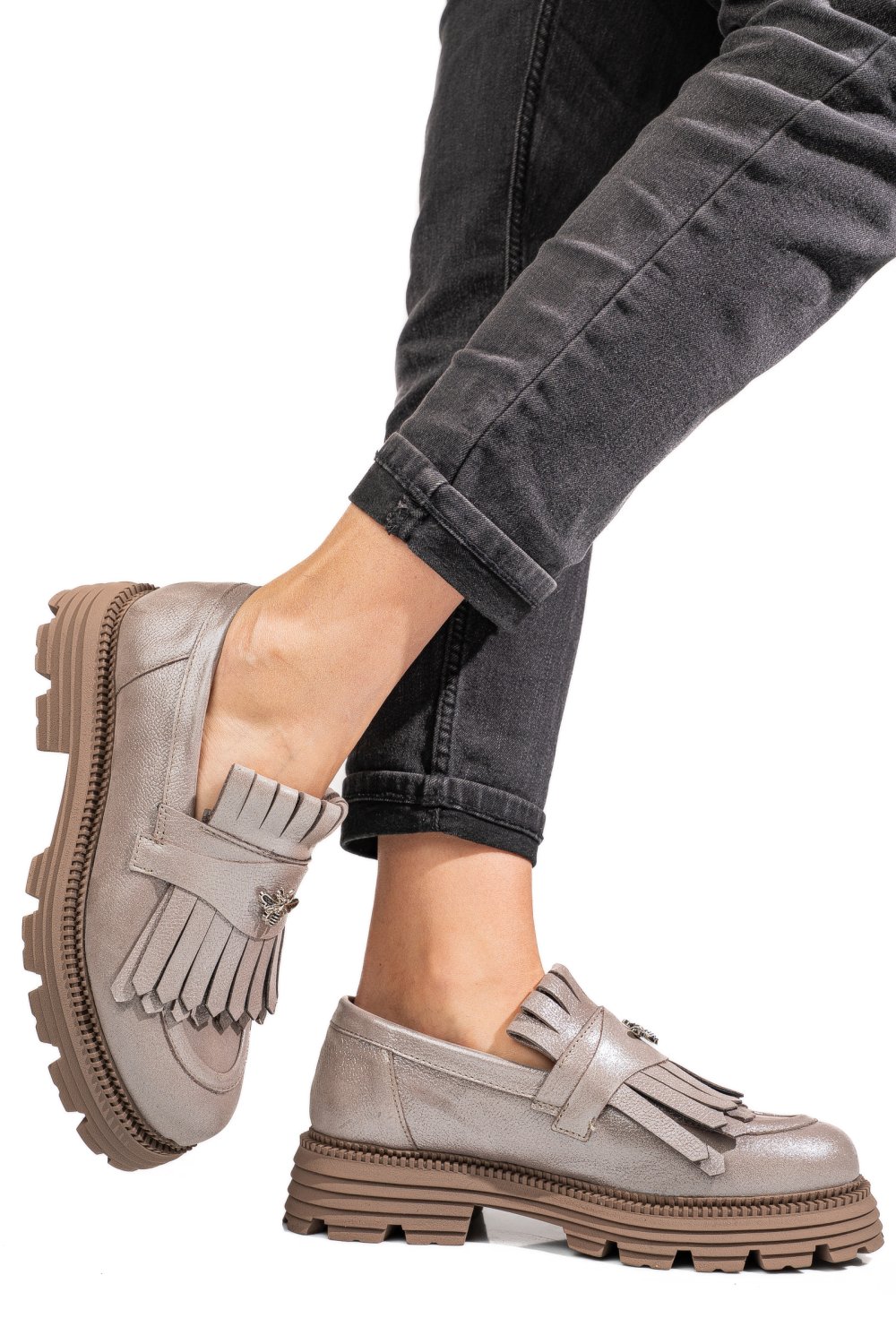 Szürke természetes bőr  3s7h95