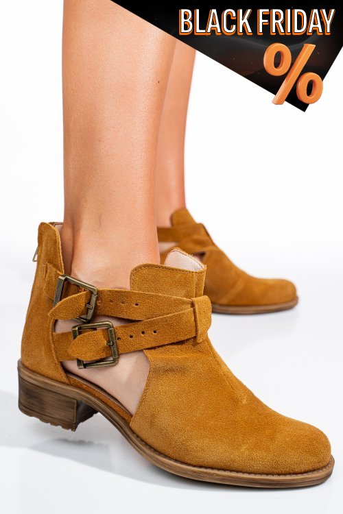 Barna fordított bőr bakancs 5s7h50