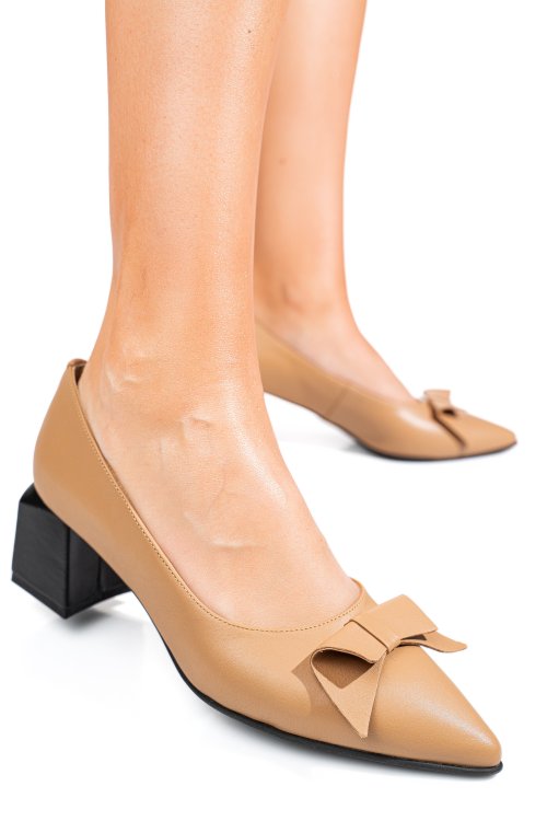 Barna természetes bőr magassarkú cipők 5s7h463